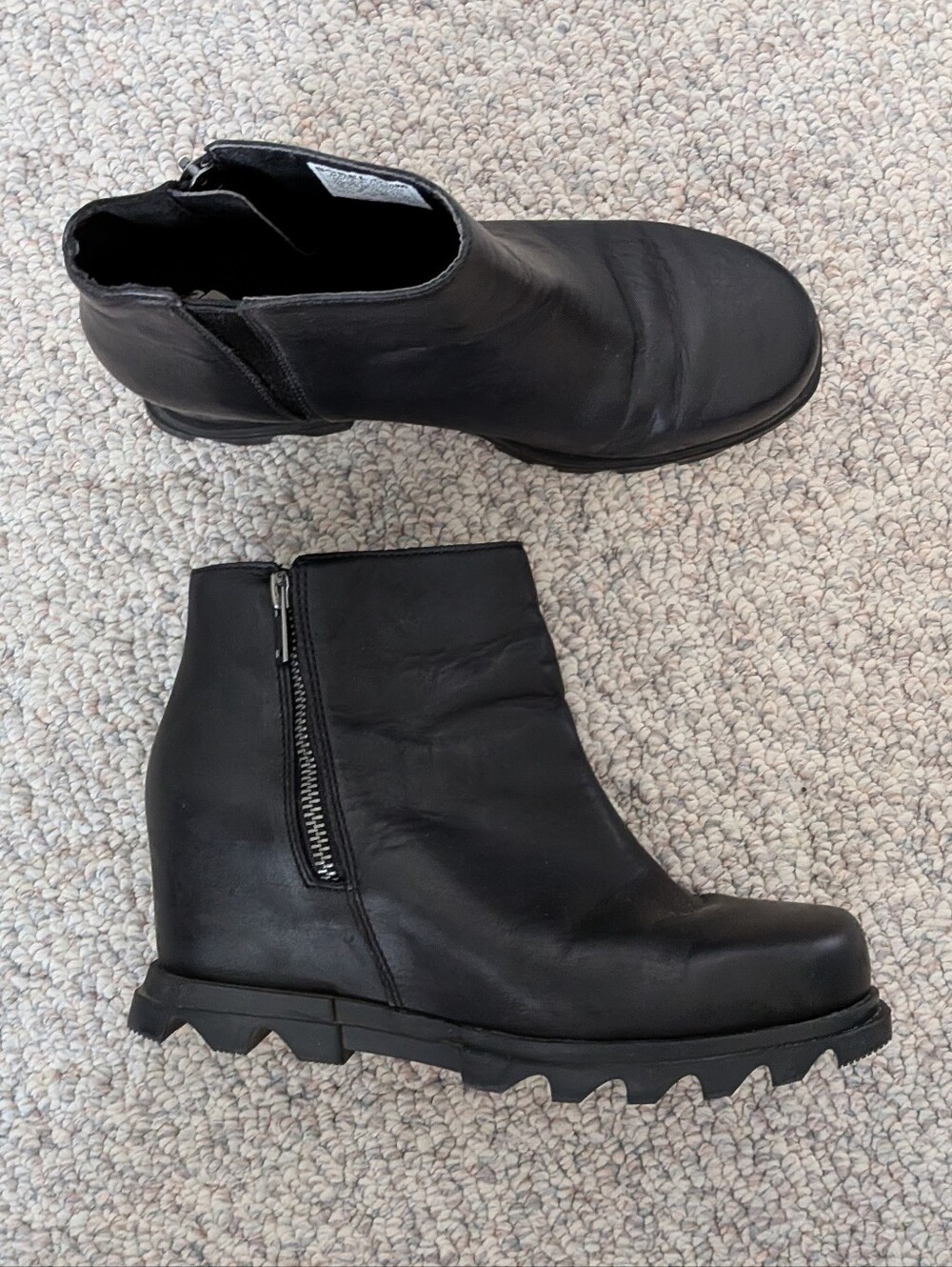 Sorel Joan of Arctic Wedge Chelsea Boots Womens 10 Black Leather